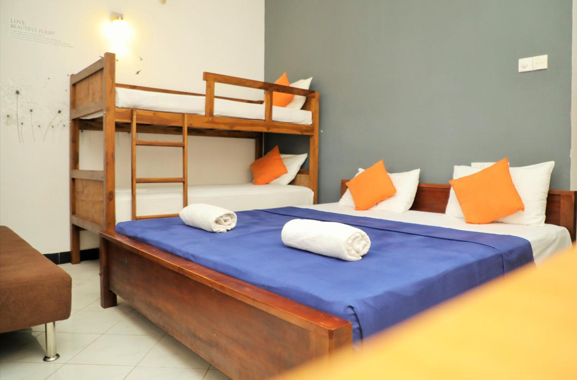 Andorra Tourist Resort Anuradhapura Buitenkant foto