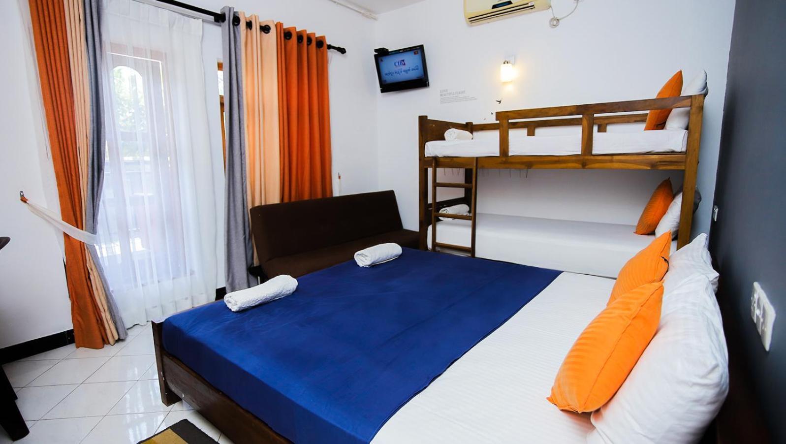 Andorra Tourist Resort Anuradhapura Buitenkant foto